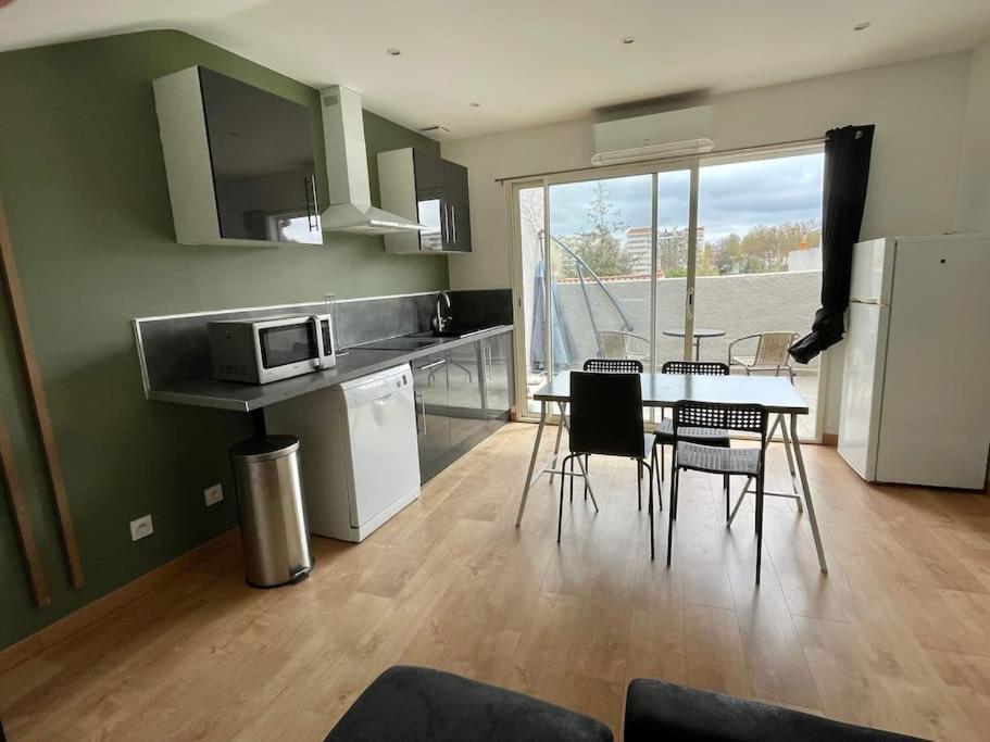 Duplex Avec Terrasse Et Parking Apartman Perpignan Kültér fotó